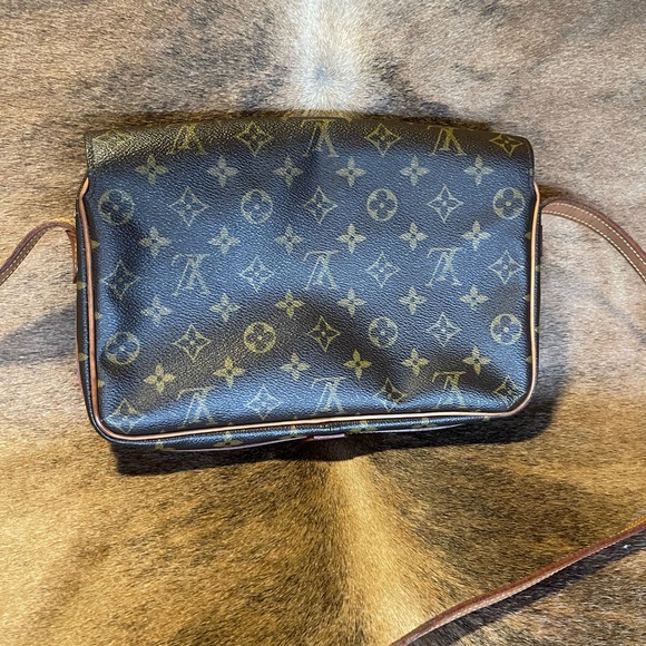 Louis Vuitton Saint Germain Monogram Canvas Crossbody Bag - Picture 2 of 8